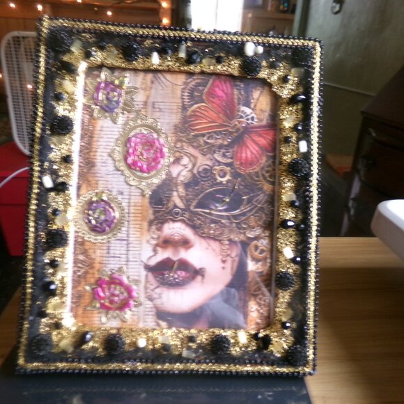 vintage glass buttons & beads hand crafted on a wood glassed frame. - Picture 2 of 4